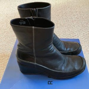 Reaction Kenneth Cole ankle boots